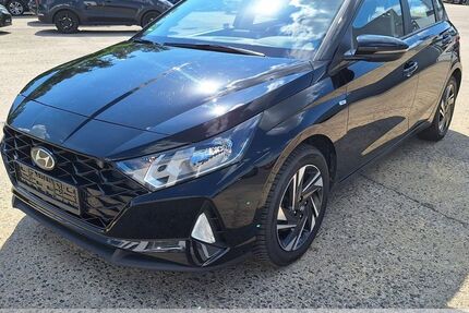 Hyundai i20 75.790 km 12.999 &euro; Dresden 01157