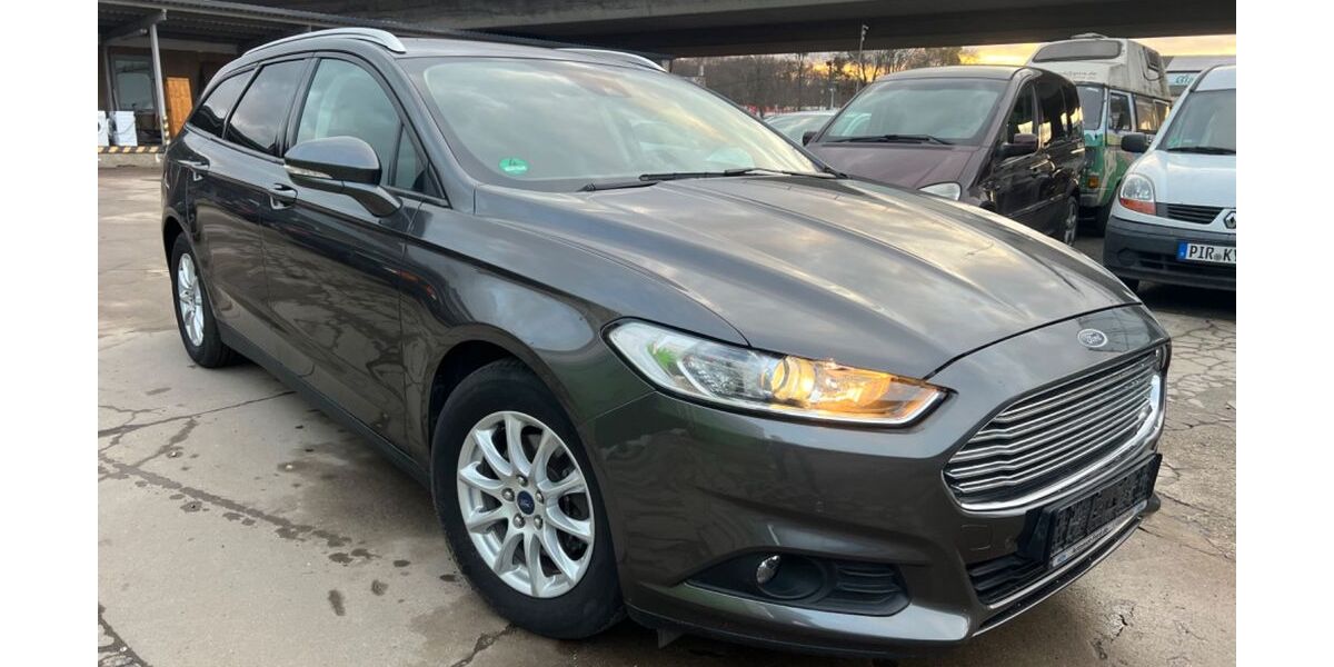 Ford Mondeo 42.587 km 12.700 &euro; Pirna 01796