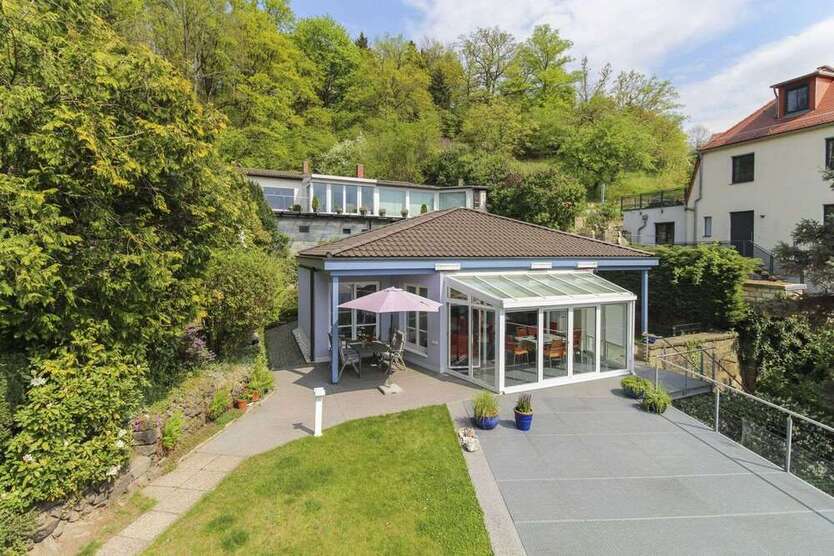 Haus zum Kaufen in Dresden 1.599.000 € 333.7 m²