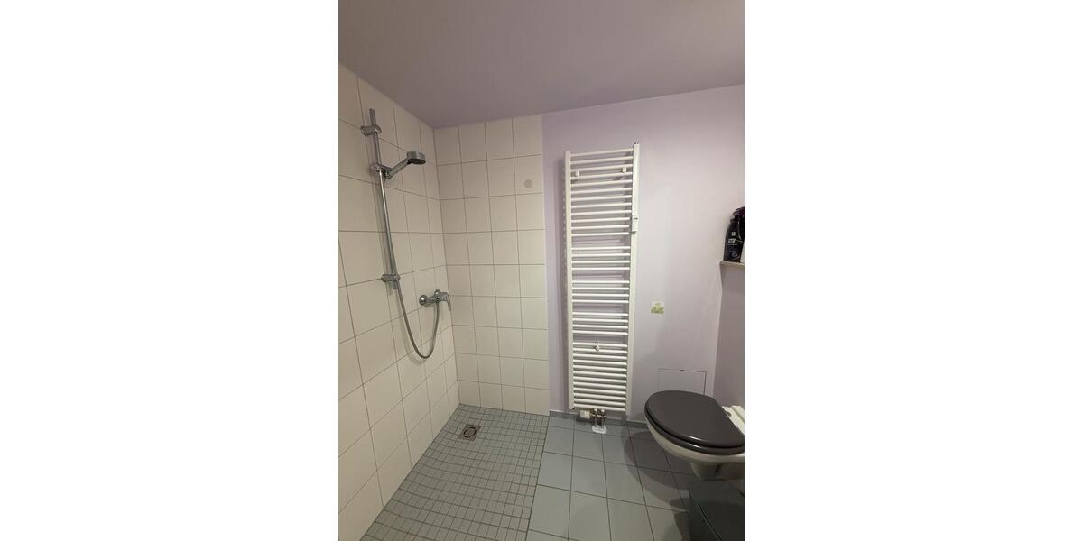 Erdgeschoßwohnung Dresden Prohlis - 1 Zimmer, 25 m&sup2;, 413&euro; | Angebot:25782337