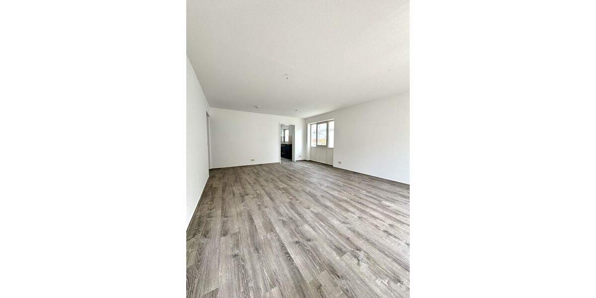 Etagenwohnung Dresden Mobschatz - 2 Zimmer, 62 m&sup2;, 697&euro; | Angebot:25697847