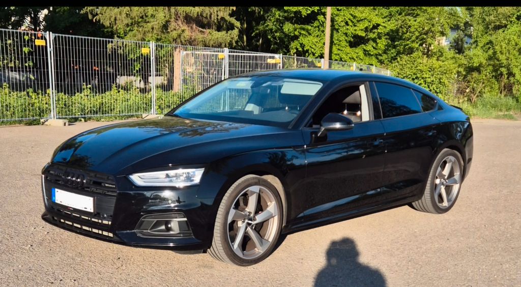 Audi A5 151.000 km 22.200 &euro; Heidenau 01809