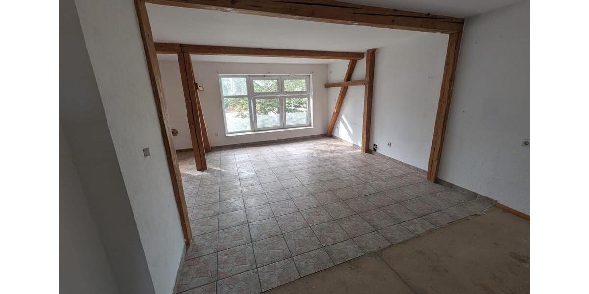Etagenwohnung Moritzburg - 5 Zimmer, 120 m&sup2;, 900&euro; | Angebot:24769784