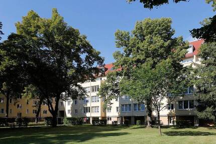 Wohnung Dresden Striesen-Süd - 4 Zimmer, 80 m&sup2;, 650&euro; | Angebot:26885998
