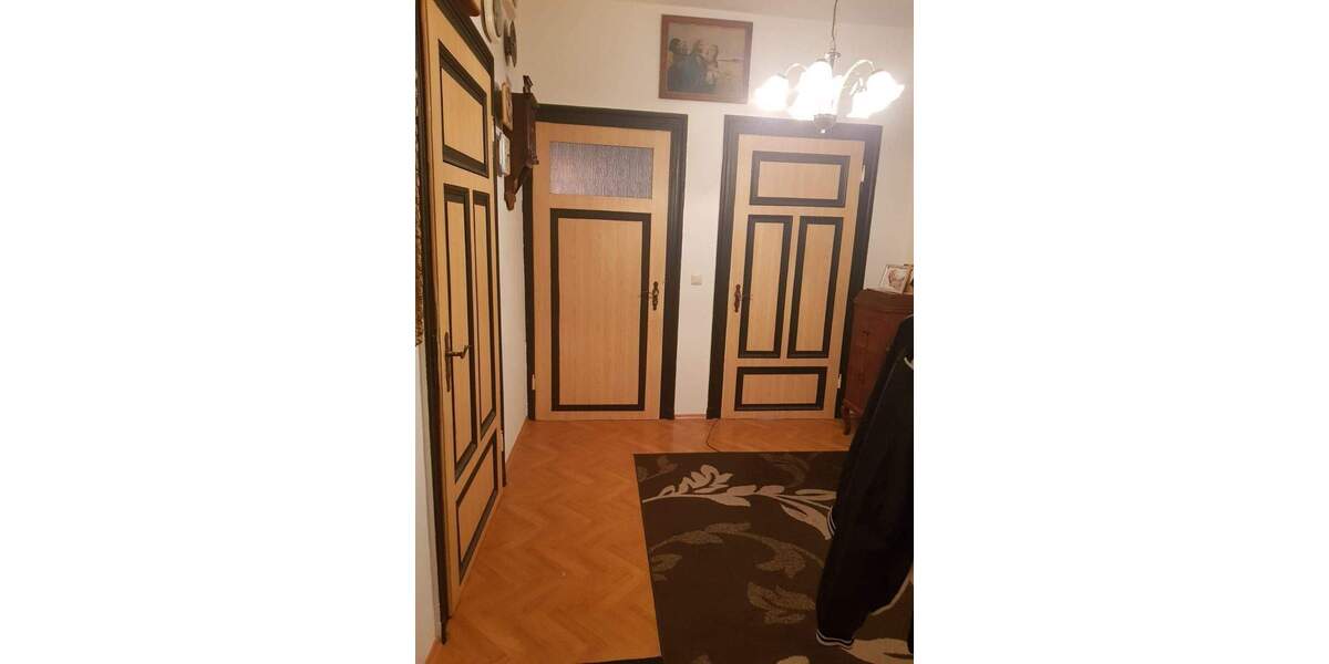 Etagenwohnung Radebeul - 3 Zimmer, 74 m&sup2;, 179.000&euro; | Angebot:25815580