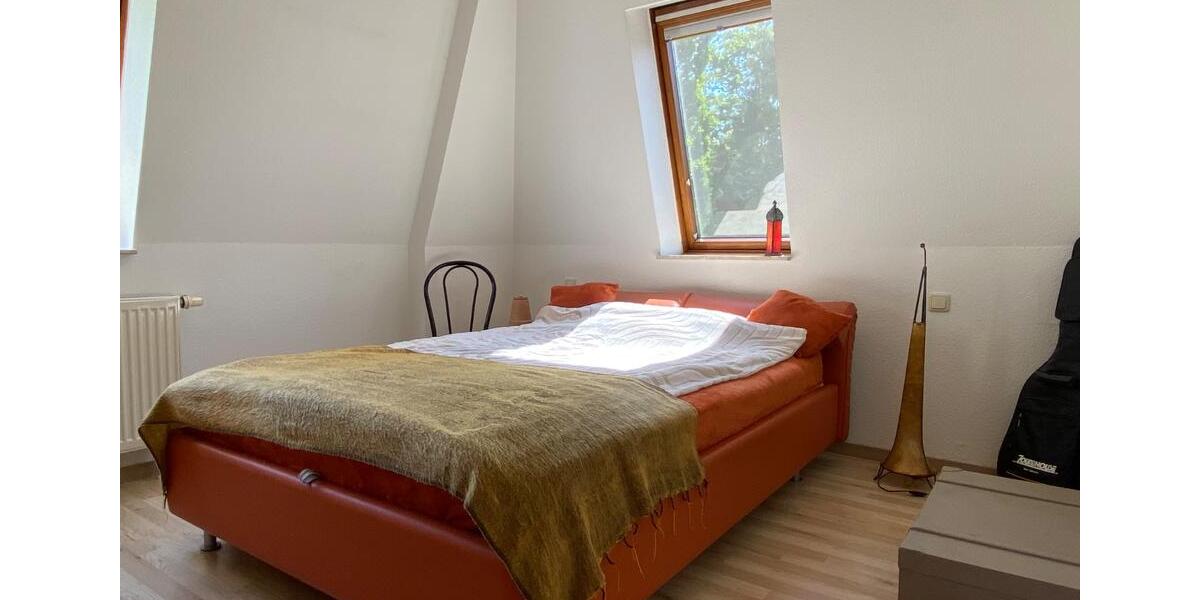 Dachgeschoßwohnung Dresden Blasewitz - 2.5 Zimmer, 54 m&sup2;, 175.000&euro; | Angebot:26738156