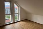 Wohnen in ruhiger Lage: gut geschnittene DG-Wohnung mit Vinylboden - Etagenwohnung Radeburg Radeburg | Angebot:27499550
