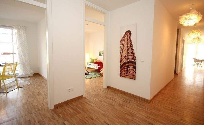 Etagenwohnung Dresden Seidnitz/Dobritz - 4 Zimmer, 111 m&sup2;, 1.600&euro; | Angebot:26499186