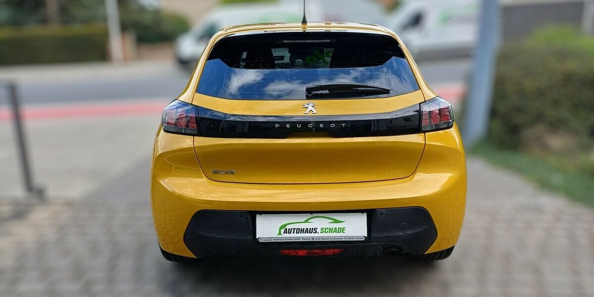 Peugeot 208 Active Pack 36.000 km 14.990 &euro; Meißen 01662