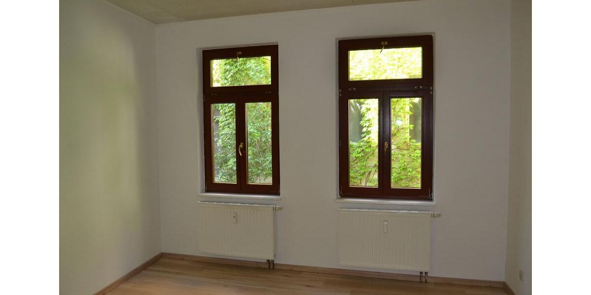 Etagenwohnung Pirna - 2.5 Zimmer, 74 m&sup2;, 440&euro; | Angebot:25808023