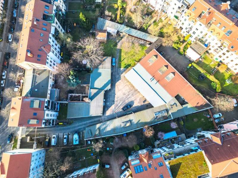 Halle in Dresden 1.800.000 € 950 m²