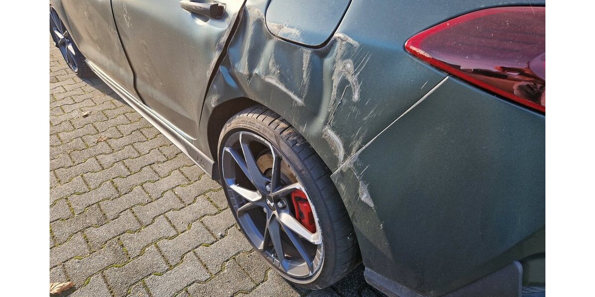 Hyundai i30 Fastback N Performance 28.530 km 7.900 &euro; Wilsdruff 01723