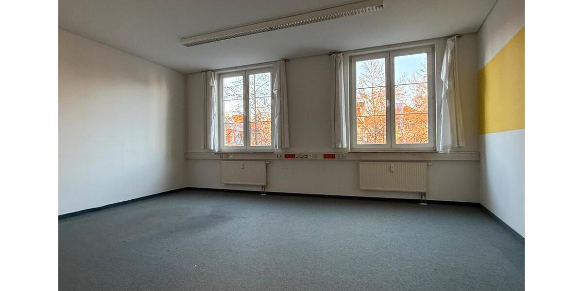 Gewerbeobjekt Pirna - 750&euro; | Angebot:21873060