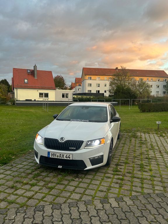 Skoda Octavia 189.000 km 13.000 € Heidenau 01809