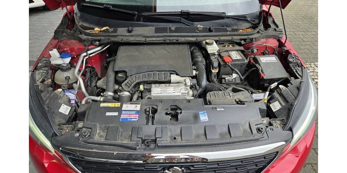 Peugeot 308 II 1.2 Pure Tech 130 97.597 km 3.650 &euro; Wilsdruff 01723