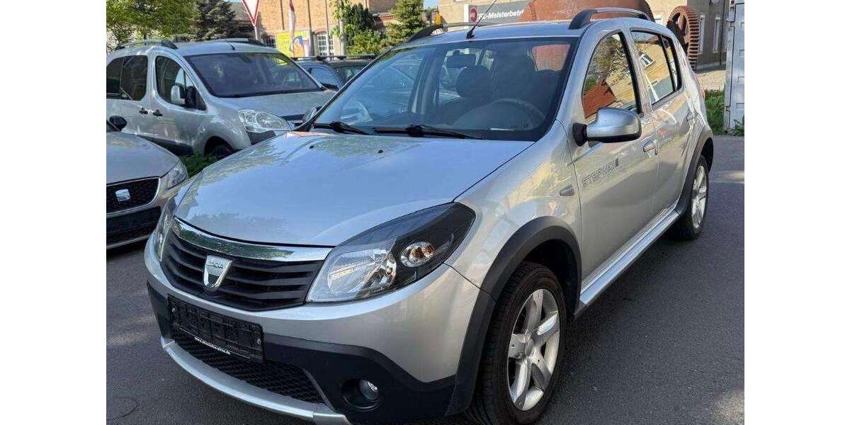 Dacia Sandero 84.000 km 4.700 &euro; Dresden 01257