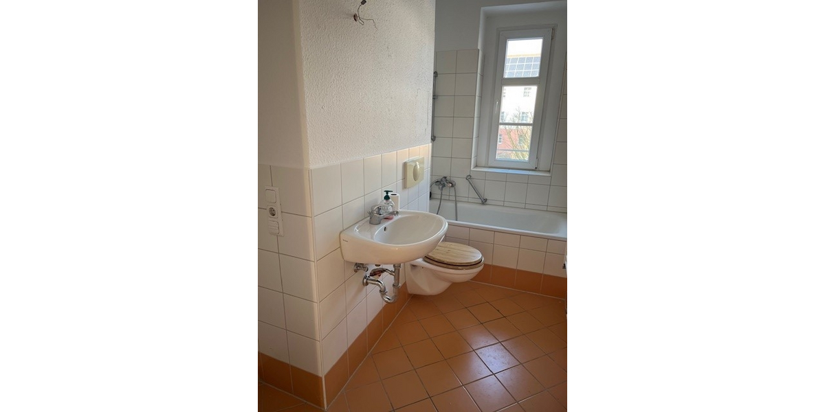 2-Zimmer-Wohnung mit Balkon - Etagenwohnung Dresden Reick | Angebot:26232310