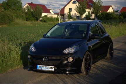 Opel Adam 42.058 km 17.900 &euro; Dresden 01067