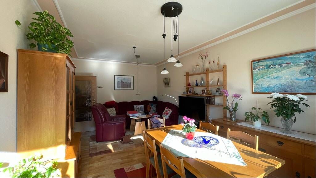 Etagenwohnung Dresden Leubnitz-Neuostra - 3 Zimmer, 62 m&sup2;, 128.000&euro; | Angebot:26247843