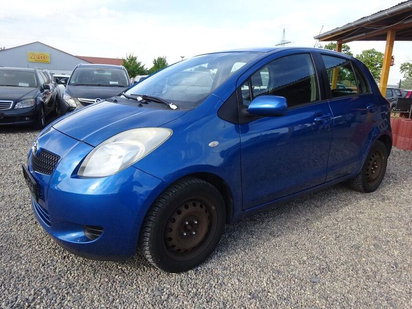 Yaris