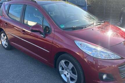 Peugeot 207 157.462 km 5.499 &euro; Meissen 01662