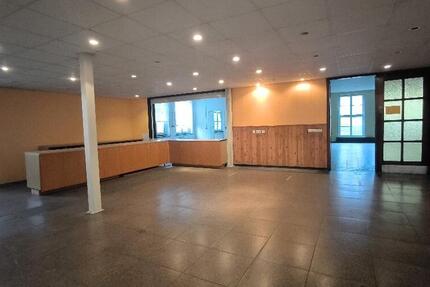 MULTIFUNKTIONALE GEWERBEFLÄCHE - ca. 280 m² zimmer