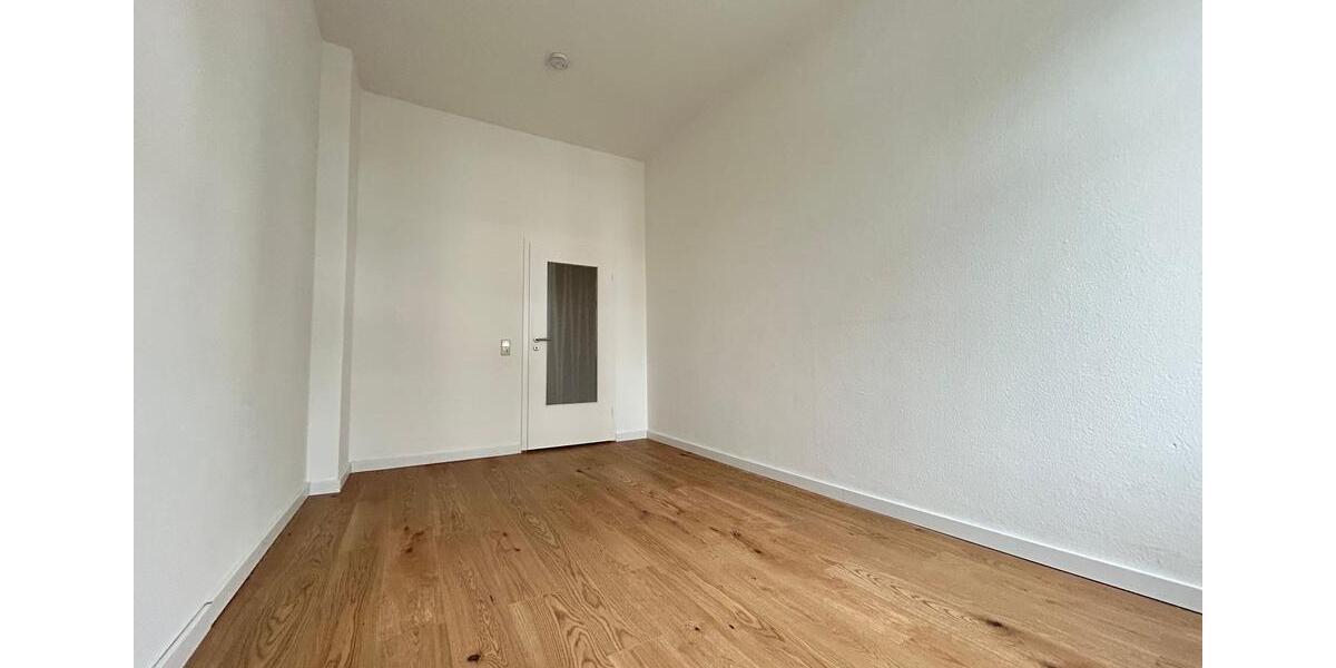 Etagenwohnung Dresden Cotta - 3 Zimmer, 74 m&sup2;, 819&euro; | Angebot:26416329
