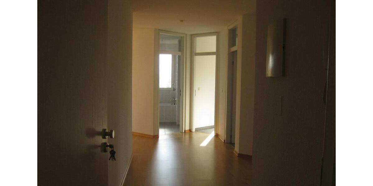 Etagenwohnung Weinböhla - 3 Zimmer, 69 m&sup2;, 559&euro; | Angebot:25483668
