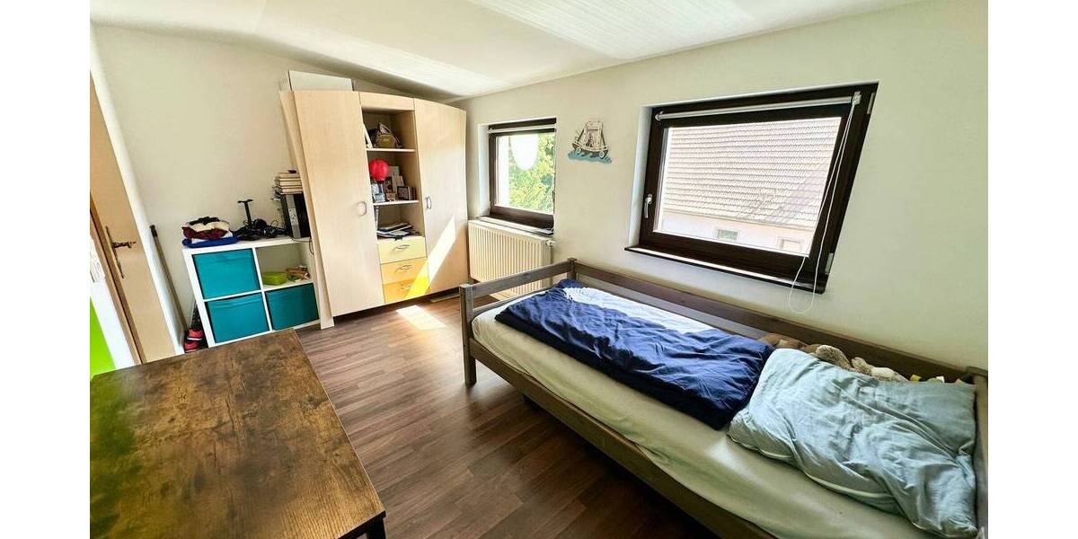 Einfamilienhaus Dresden Schönfeld - 8 Zimmer, 200 m&sup2;, 385.000&euro; | Angebot:26853080