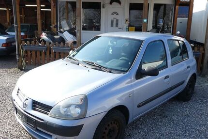 Renault Clio 187.060 km 1.490 &euro; Dresden 01219