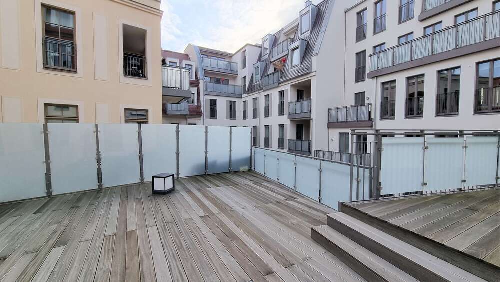 Etagenwohnung Dresden Innere Altstadt - 4 Zimmer, 128 m&sup2;, 2.064&euro; | Angebot:27201530