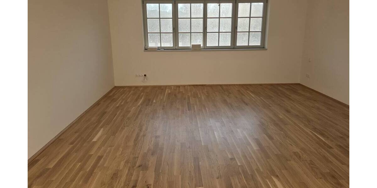 Etagenwohnung Pirna - 4 Zimmer, 129 m&sup2;, 1.488&euro; | Angebot:26515687