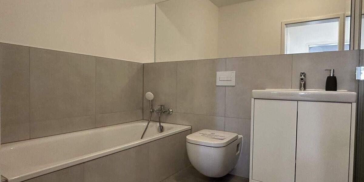 Etagenwohnung Ottendorf-Okrilla Medingen - 3 Zimmer, 81 m&sup2;, 1.300&euro; | Angebot:25682523