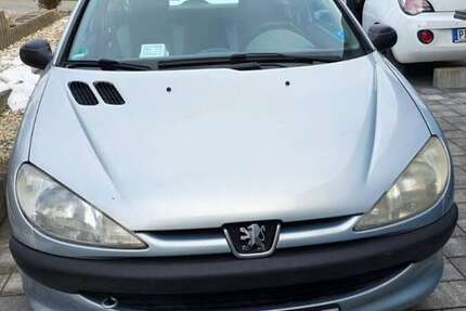 Peugeot 206 73.300 km 1.990 &euro; Freital 01705