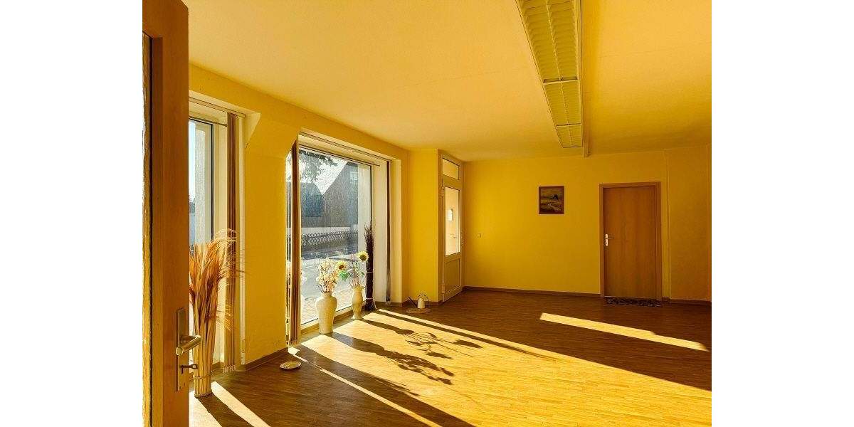 Gewerbeobjekt Großharthau - 1 Zimmer, 77 m&sup2;, 140.000&euro; | Angebot:25895888