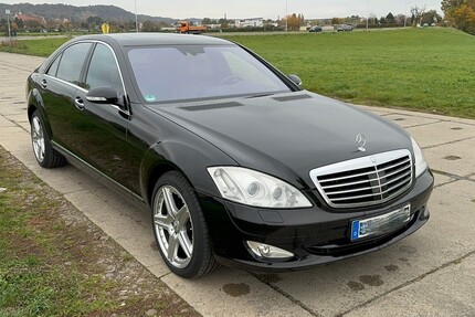 Mercedes-Benz S 500 349.000 km 15.900 € Radebeul 01445