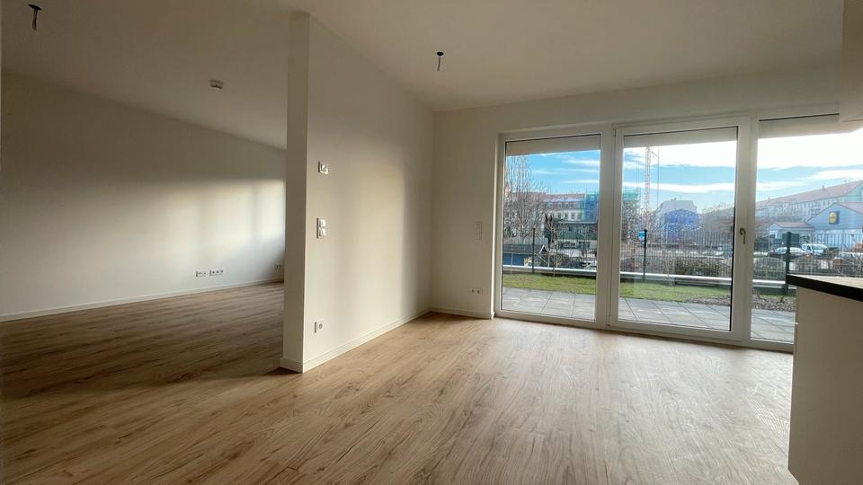 Etagenwohnung Dresden Neustadt - 3 Zimmer, 74 m&sup2;, 1.144&euro; | Angebot:24801280