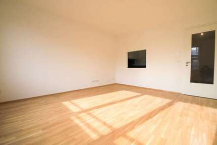 Wohnung zum Mieten in Dresden 825 € 56.99 m²