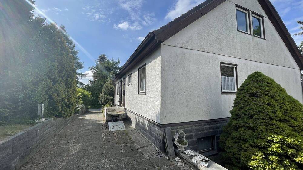 Einfamilienhaus Radeberg Liegau-Augustusbad - 4 Zimmer, 160 m&sup2;, 258.000&euro; | Angebot:25780917