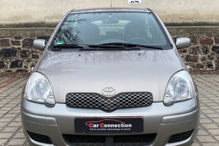 Toyota Yaris 215.330 km 999 &euro; Dresden 01187