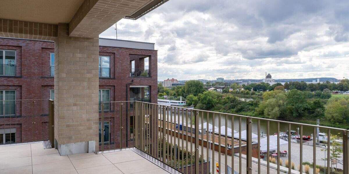 Etagenwohnung Dresden Pieschen-Süd - 4 Zimmer, 106 m&sup2;, 2.015&euro; | Angebot:25775253