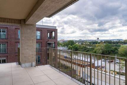 Wohnung Dresden Pieschen-Süd - 4 Zimmer, 106 m&sup2;, 2.015&euro; | Angebot:25775253