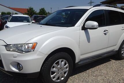 Mitsubishi Outlander 246.752 km 3.200 &euro; Dresden 01219