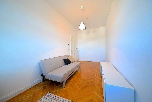 Etagenwohnung Dresden Innere Neustadt - 3 Zimmer, 90 m&sup2;, 1.448&euro; | Angebot:25768402