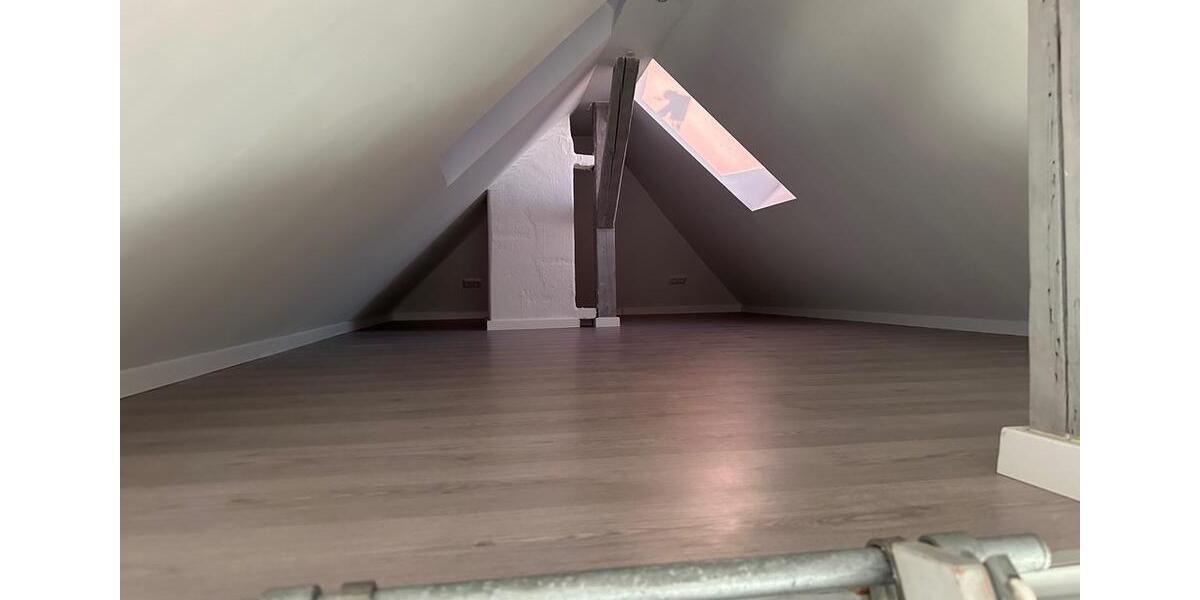 Dachgeschoßwohnung Radebeul - 2 Zimmer, 52 m&sup2;, 665&euro; | Angebot:26295522