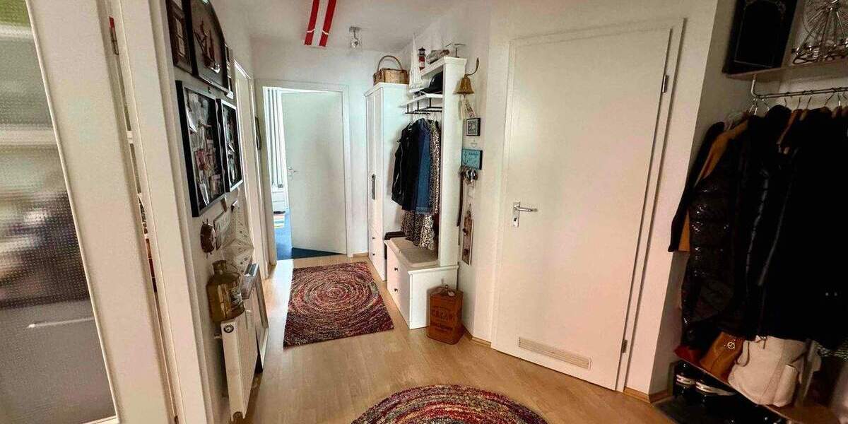 Etagenwohnung Radebeul - 2 Zimmer, 64 m&sup2;, 190.000&euro; | Angebot:25731120