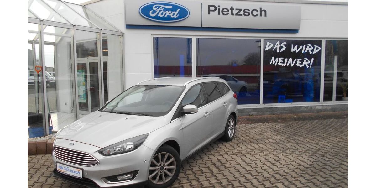 Ford Focus 54.000 km 13.990 &euro; Radeberg 01454