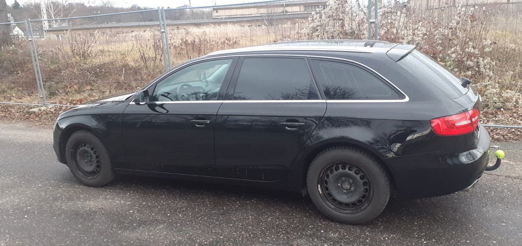 Audi A4 150.000 km 9.499 &euro; Dresden 01129