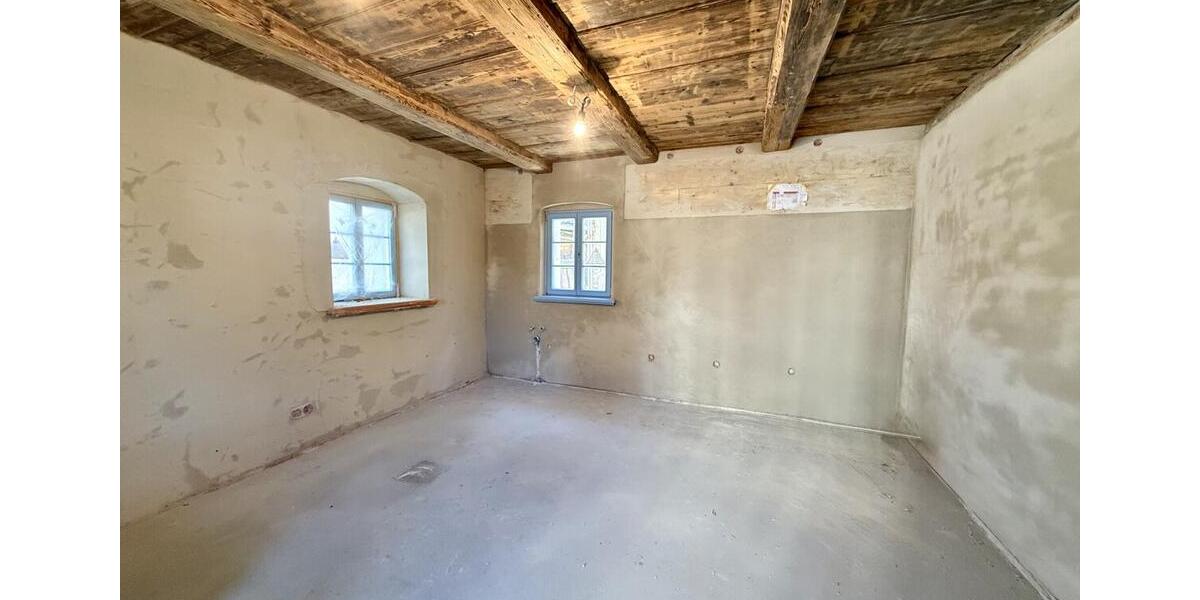 Etagenwohnung Dresden Prohlis - 7 Zimmer, 190 m&sup2;, 2.660&euro; | Angebot:26490342