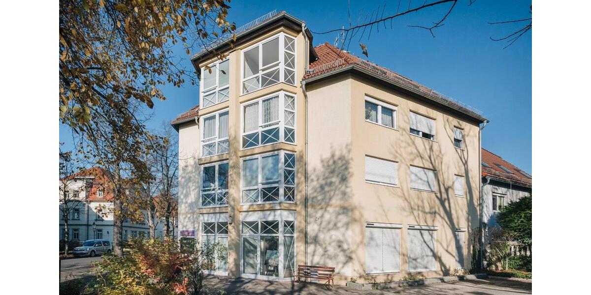 Dachgeschoßwohnung Dresden Blasewitz - 2 Zimmer, 71 m&sup2;, 920&euro; | Angebot:26148690